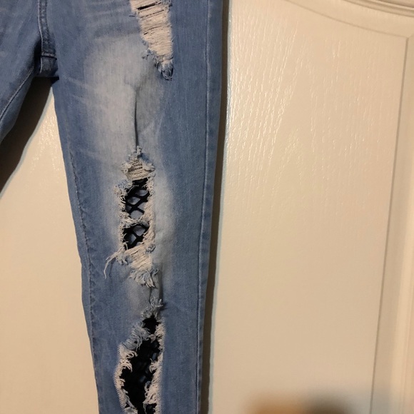 VIP  Ripped Jeans Size 3/4 - Picture 4 of 7